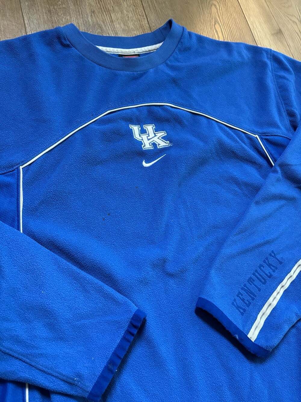 Vintage Nike Team Kentucky Wildcats Therma-FIT Fleece Pullover Sweatshirt Size M